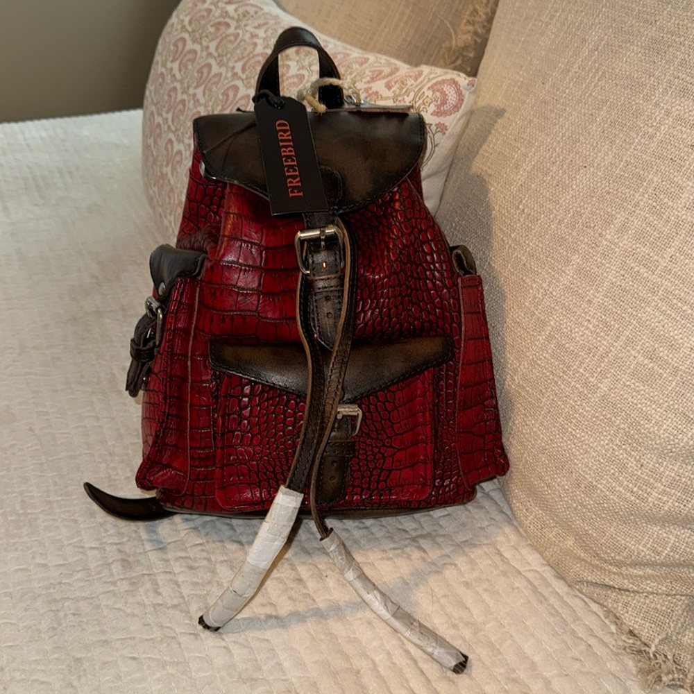 Freebird The Brett - Red Croc NWT